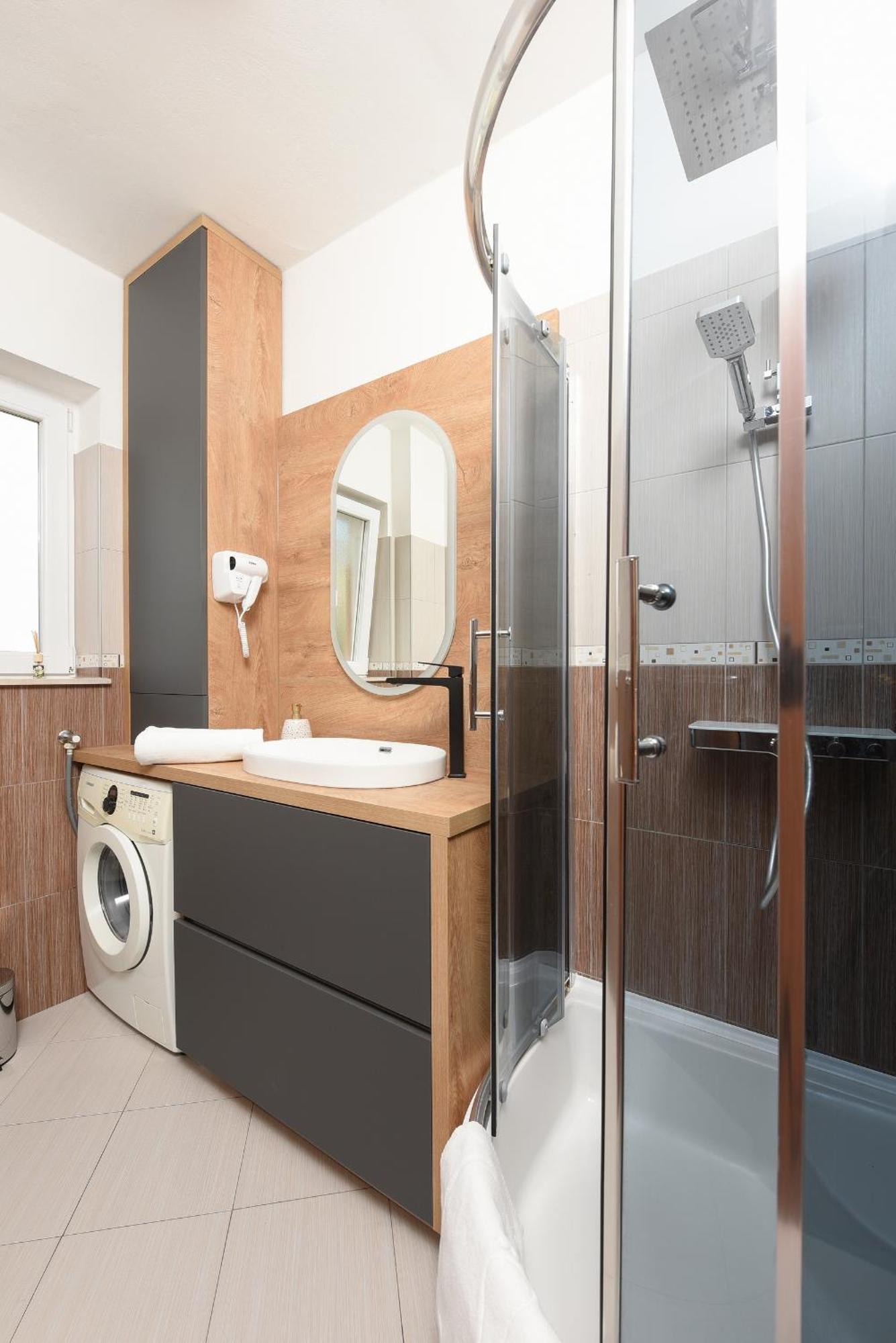 Apartma Monika *